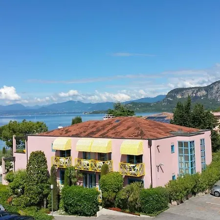 Ferienwohnung Mit Seeblick & Privatem Apartamento